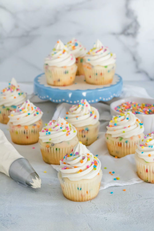 TALLER MINI CUPCAKES KIDS!!! APARTIR DE 5 AÑOS 05 DE AGOSTO HORARIO DE 4:00PM A 6:00PM